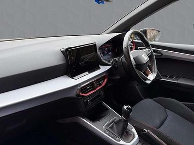 Used Seat Arona FR 108 HP (79 kW) 2023 Blue SUV