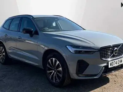 Usado Volvo XC60 Plus 250 HP (183 kW) 2025 Cinzento SUV