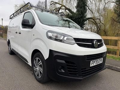 Used Vauxhall Vivaro Edition 120 HP (88 kW) 2020 White MPV