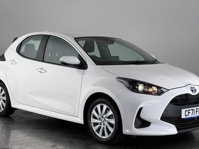 Toyota Yaris Hybrid