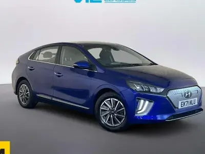 Usado Hyundai Ioniq Premium 100 kW (136 HP) 2021 Azul Citadino