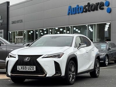 Lexus UX 250h