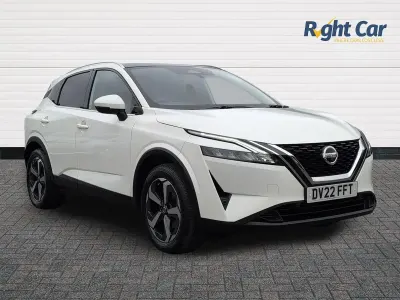 Used Nissan Qashqai N-Connecta 2022 White SUV