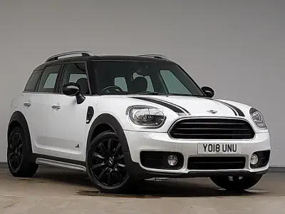 Usado Mini Cooper D 150 HP (110 kW) 2018 Branco Citadino