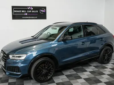 Usado Audi Q3 Black Edition 150 CV (110 kW) 2017 Azul SUV