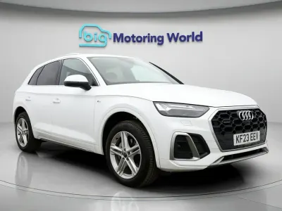 Begagnad Audi Q5 S-Line 299 HK (219 kW) 2023 Vit SUV