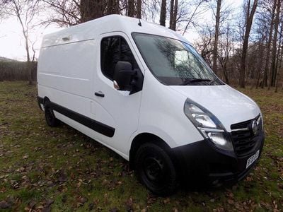 Used Vauxhall Movano 135 HP (99 kW) 2020 White MPV