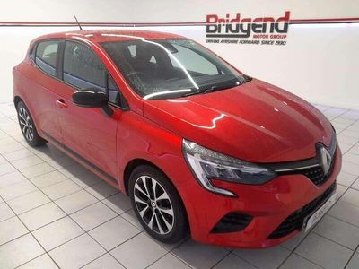 Used Renault Clio V Evolution 2023 Red Hatchback