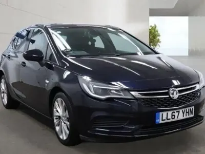 Used Vauxhall Astra 100 HP (73 kW) 2018 Blue Hatchback