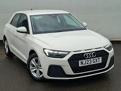 Used Audi A1 Design 95 HP (69 kW) 2023 White SUV