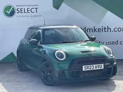 Begagnad Mini Cooper Sport 2023 Grön Halvkombi