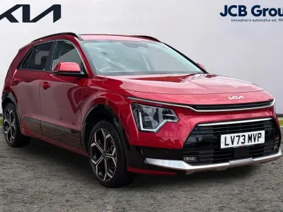Used Kia Niro 139 HP (102 kW) 2023 Red SUV