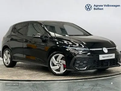 Used VW Golf VIII GTE 268 HP (197 kW) 2025