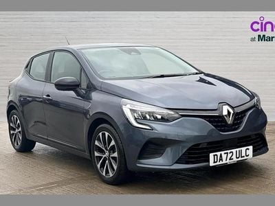 Used Renault Clio V Evolution 143 HP (105 kW) 2022 Grey Hatchback