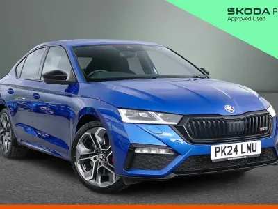 Begagnad Skoda Octavia vRS 241 HK (177 kW) 2024 Blå Halvkombi