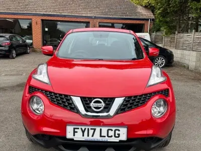 Begagnad Nissan Juke Visia 110 HK (80 kW) 2017 Röd SUV