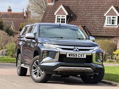 Used Mitsubishi L200 Warrior 150 HP (110 kW) 2019 Grey Pickup