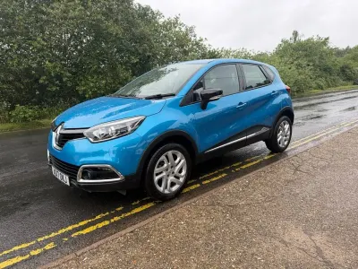 Used Renault Captur Dynamique 90 HP (66 kW) 2017 Blue SUV