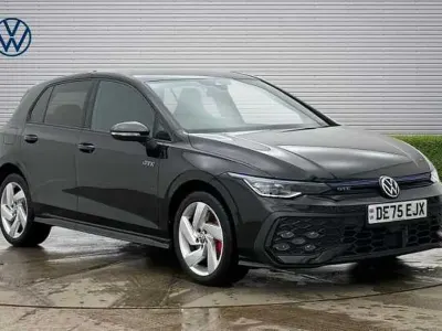 Used VW Golf VIII GTE 272 HP (200 kW) 2025 Black Hatchback