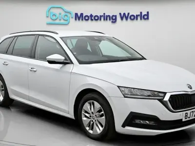 Begagnad Skoda Octavia SE Technology 110 HK (80 kW) 2022 Vit Kombi