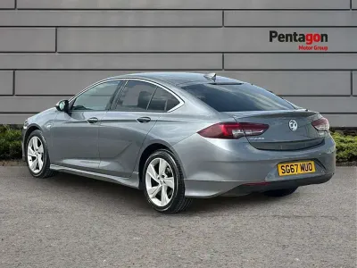 Second-hand Vauxhall Insignia SRi 162 CP (119 kW) 2017 Gri Hatchback