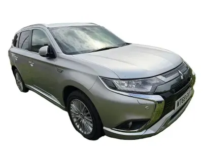 Begagnad Mitsubishi Outlander P-HEV 2020 Silver SUV