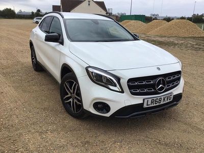 Used Mercedes GLA180 Urban 122 HP (89 kW) 2018 White SUV