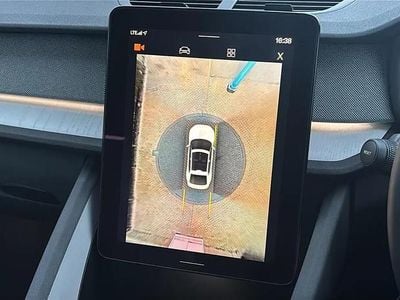 White Used 2023 Polestar 2 Plus Hatchback | £30,699 (Fair price)