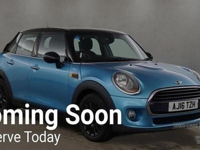 Used Mini Cooper D Hatch 116 HP (85 kW) 2016 Blue Hatchback