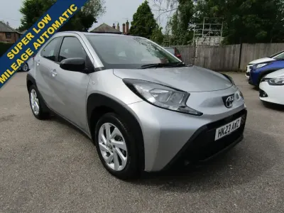 Used Toyota Aygo X PURE 2023 Silver SUV