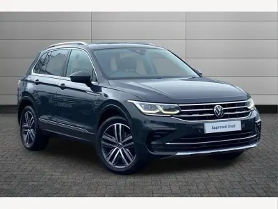 Used VW Tiguan Elegance 150 HP (110 kW) 2023 Grey SUV