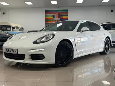 Used Porsche Panamera 300 HP (220 kW) 2014 White Hatchback