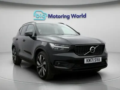 Used Volvo XC40 R-Design Pro 262 HP (192 kW) 2021 Black SUV