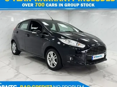 Begagnad Ford Fiesta Zetec 82 HK (60 kW) 2016 Svart Halvkombi