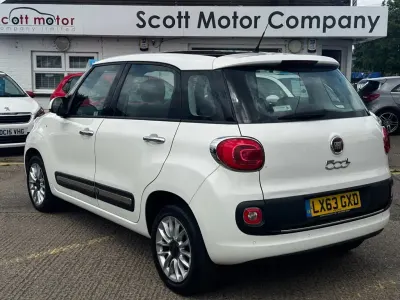 Used Fiat 500L Lounge 85 HP (62 kW) 2013 White MPV
