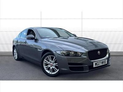 Begagnad Jaguar XE Ingenium 200 HK (147 kW) 2017 Grå Sedan