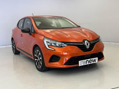 Used Renault Clio V 90 HP (66 kW) 2023 Orange  Hatchback
