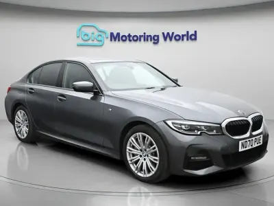 Begagnad BMW 330e M Sport 292 HK (214 kW) 2020 Grå Sedan