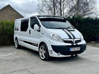 Second-hand Vauxhall Vivaro Sportive 2013 Alb Monovolum