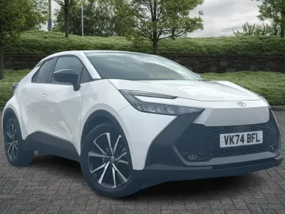 Używany Toyota C-HR Design 140 KM (102 kW) 2024 Biały SUV