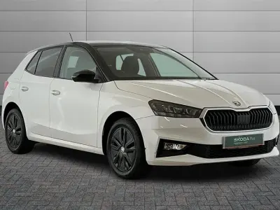 Usado Skoda Fabia Colour Edition 110 HP (80 kW) 2023 Branco Citadino