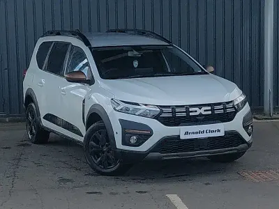 Used Dacia Jogger Extreme 109 HP (80 kW) 2023 White MPV