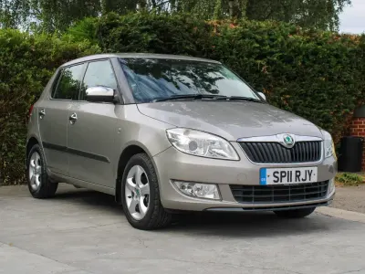 Used Skoda Fabia Elegance 90 HP (66 kW) 2011 Beige Hatchback