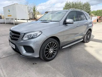 Usado Mercedes GLE250 2016 Prateado Carrinha