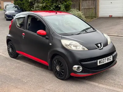 Used Peugeot 107 68 HP (50 kW) 2007 Red Hatchback