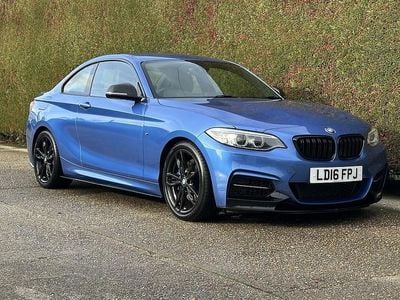 BMW M235