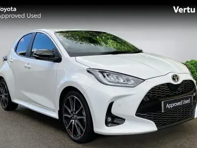 Used Toyota Yaris Sport 116 HP (85 kW) 2023 White Hatchback