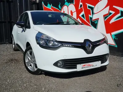 Usado Renault Clio IV Dynamique 75 HP (55 kW) 2016 Branco Citadino