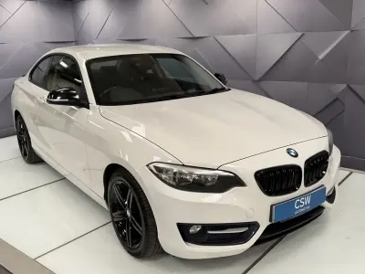 Używany BMW 218 Sport Line 143 KM (105 kW) 2014 Biały Coupe