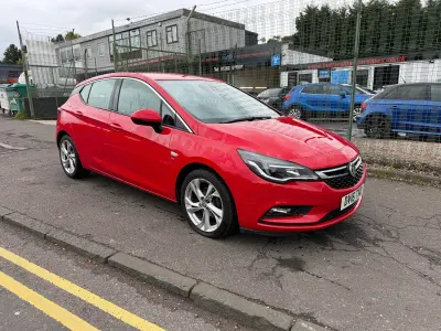 Used Vauxhall Astra SRi 150 HP (110 kW) 2016 Red Hatchback